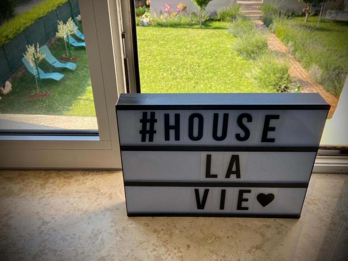 House La Vie Apartman #No.2 Babici エクステリア 写真